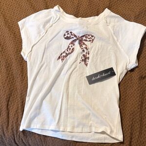 Derek Heart White Tee with Leopard Bow Graphic
